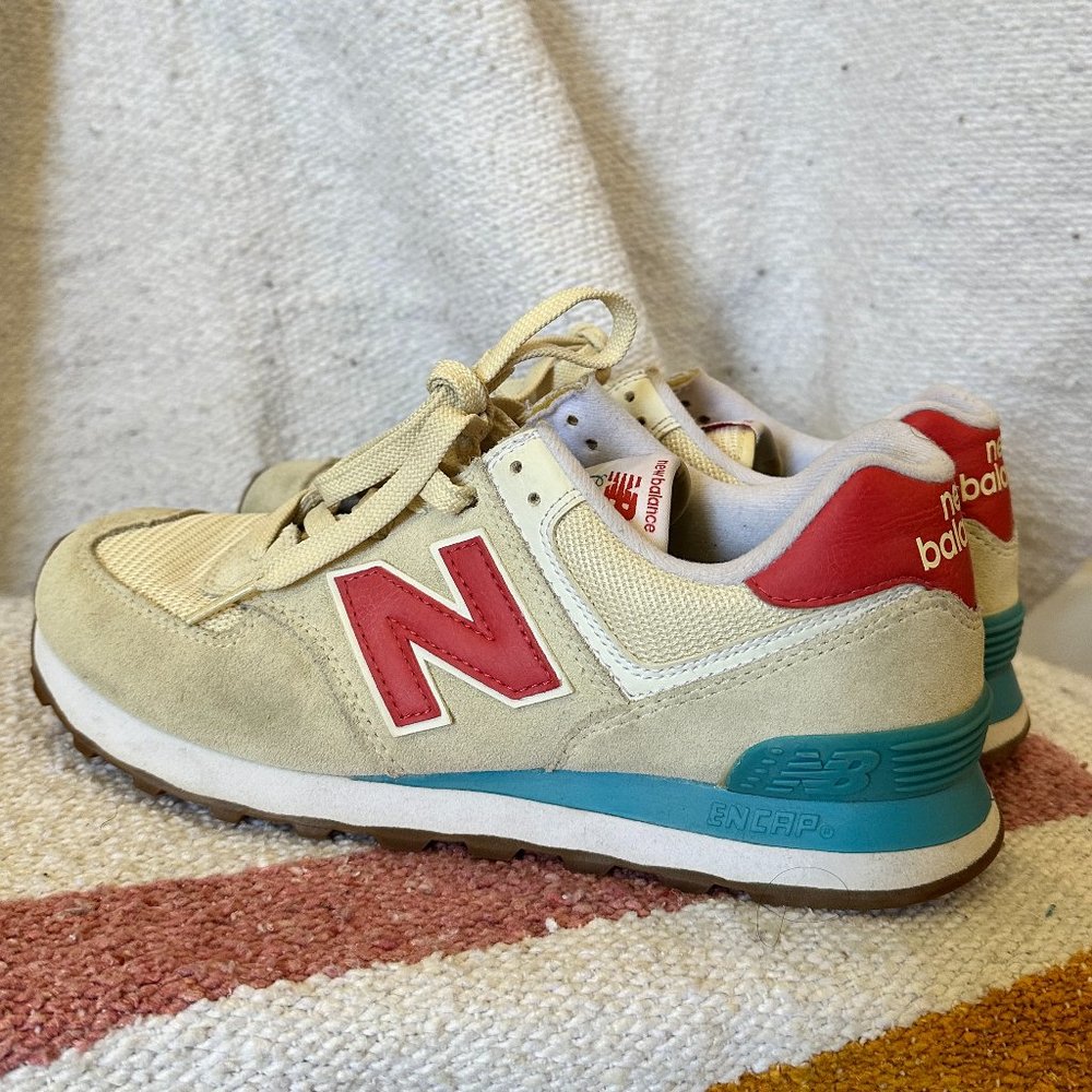 New Balance 574v2 Alabaster / Pomelo US Women's Size 8.5